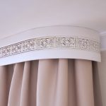 Bastone per tende in alluminio bianco con curvatura