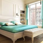 Progettazione della camera da letto con ampie finestre