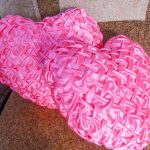 Bellissimi cuscini in raso rosa