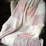 Delicata coperta realizzata con maglioni con tessuto di fodera