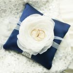 Cuscino ad anello blu