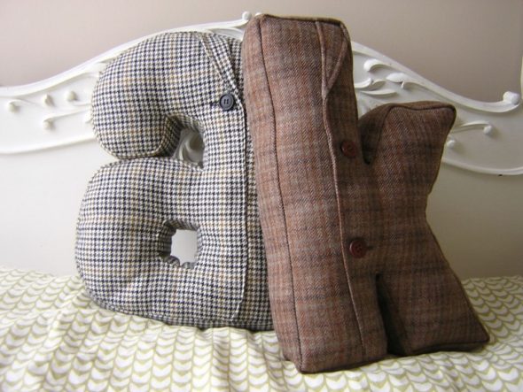 Cuscino con lettere