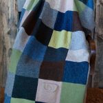 Copriletto patchwork con tasca
