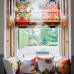 Cuscini decorativi con stampe luminose