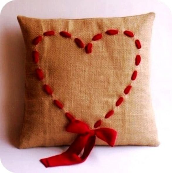 Cuscino con nastri