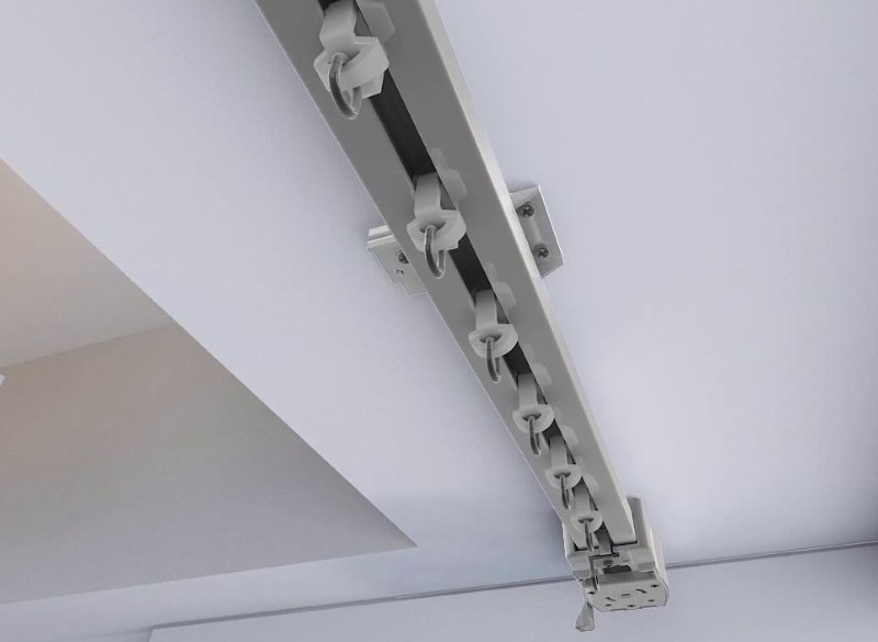 Aluminijasta karnisa z električnim pogonom
