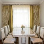 Tavolo da pranzo con piano lucido