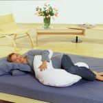 Cuscino speciale e confortevole per le donne incinte