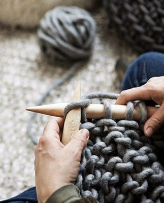 Ferri da maglia spessi in legno