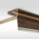 Cornice in profilo di alluminio per parete