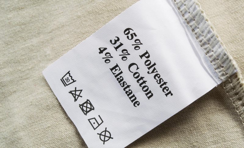 Etichetta simbolo su una tenda realizzata in materiale combinato