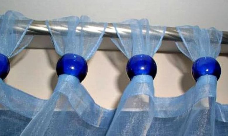 Ganci per tende fatti in casa