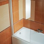Piastrelle di ceramica marroni