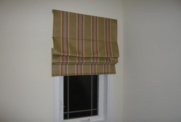 Utilizzando il velcro