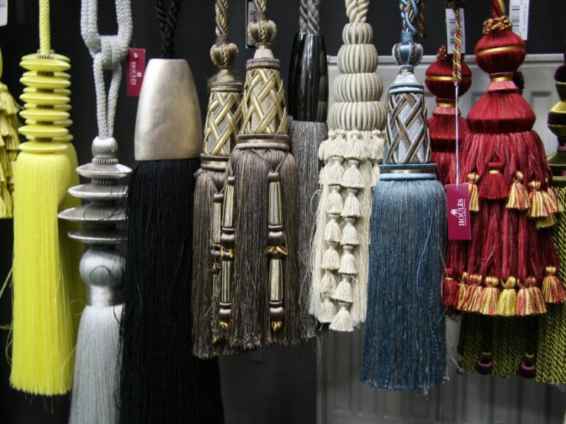 Varietà di pennelli per decorare le tende