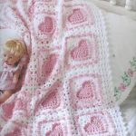 cuori cerchiati bianchi e rosa