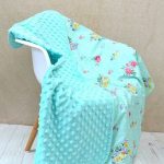 Coperta con tessuto floreale e peluche minky