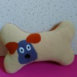 Il cuscino è realizzato in morbido pile