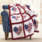 Cuori a forma di bandiera per coperta all'uncinetto