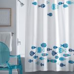 Tenda luminosa per il bagno dell'azienda Spirella