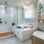 Vasca da bagno moderna con idromassaggio