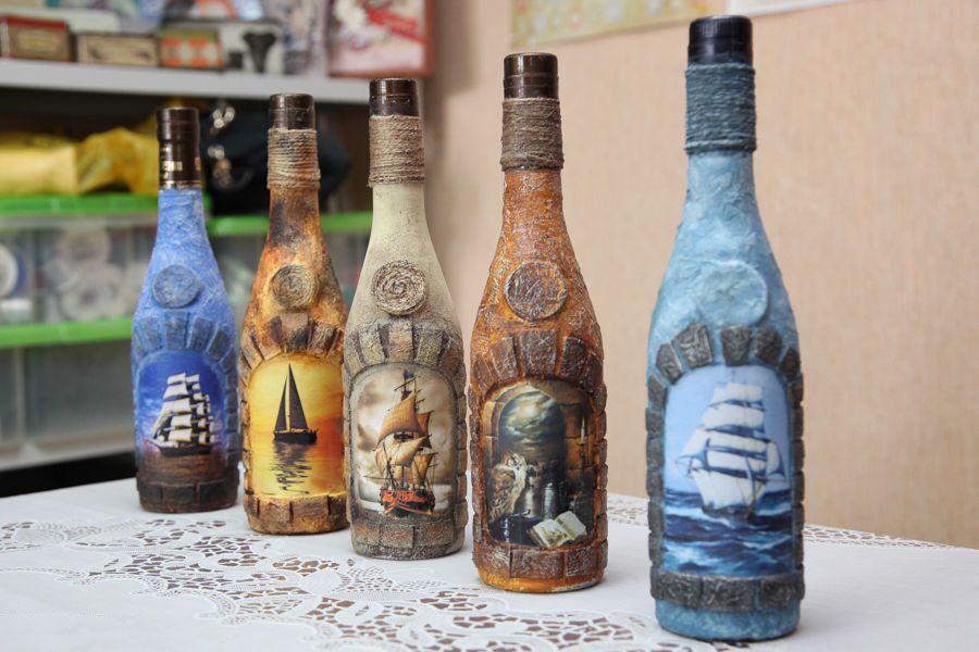 Opzioni di idee per decorazioni fai da te per bottiglie