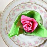 rose da tovaglioli con le tue mani decorazioni fotografiche
