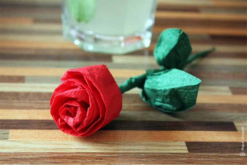 Rose di tovaglioli fai da te