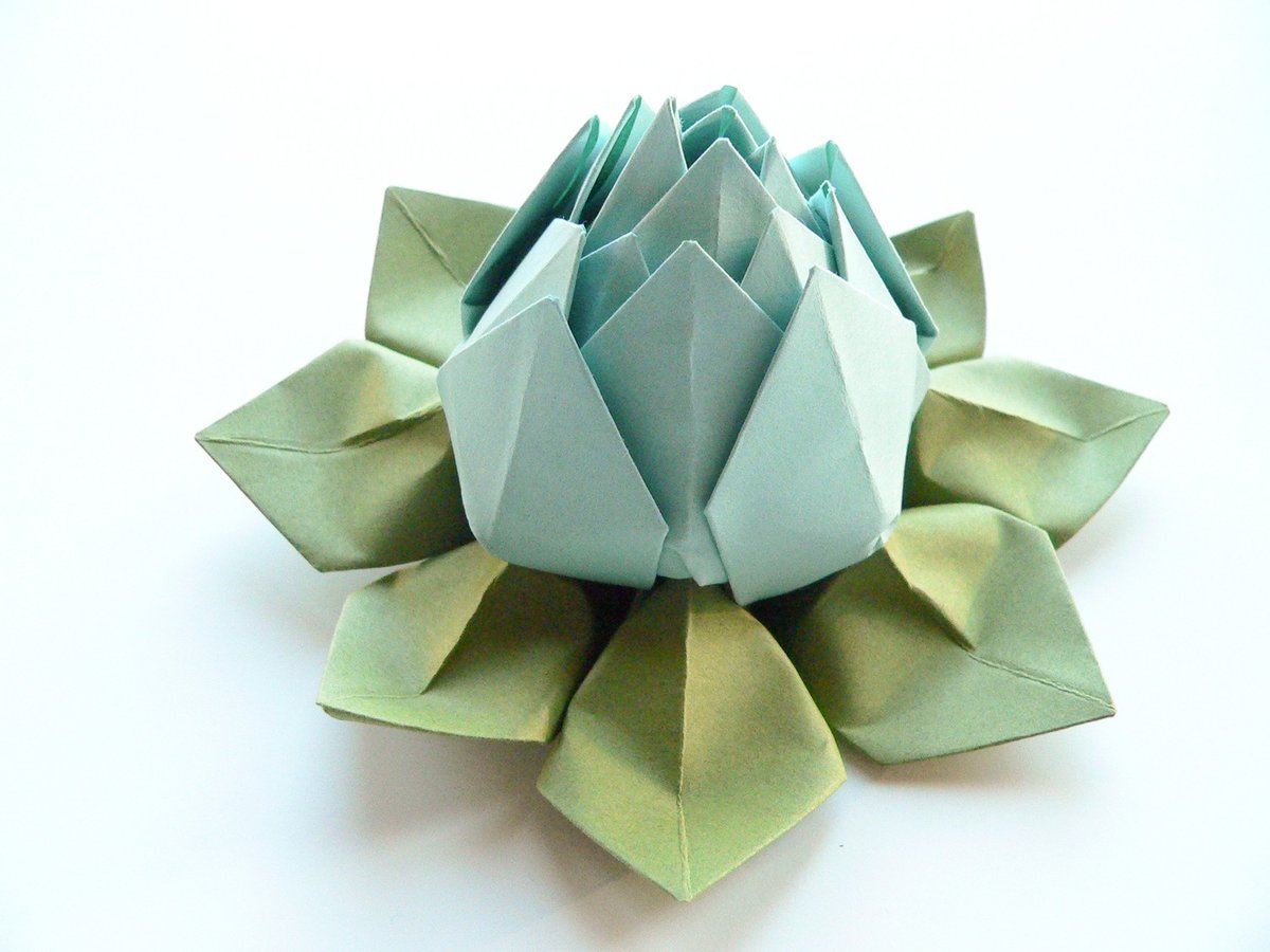idee per decorazioni con tovaglioli di loto