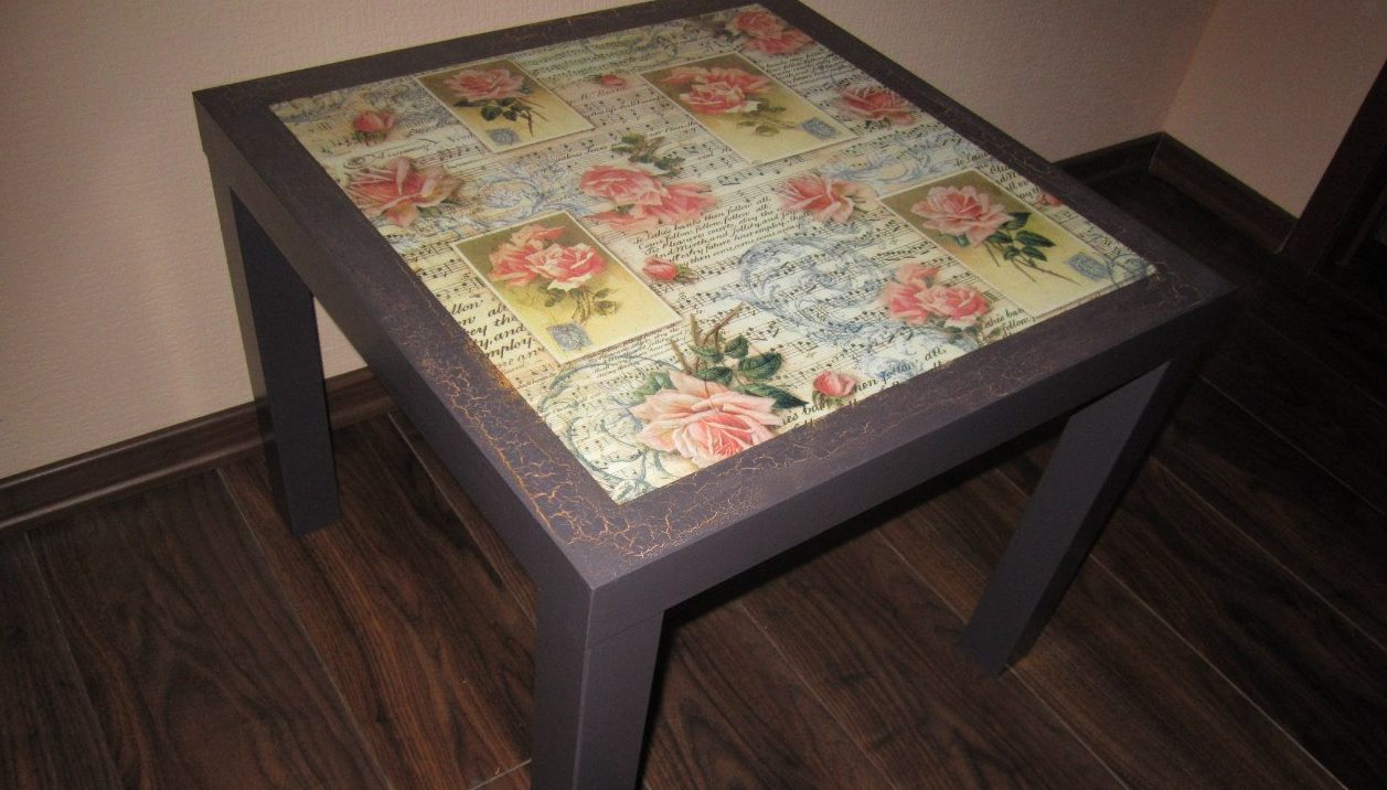 tavolino da caffè decoupage