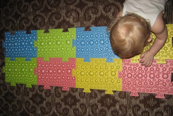 idee di design per tappetini da massaggio per bambini