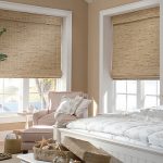 Progetto di camera da letto con due finestre