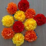 idee per decorazioni con garofani su tovaglioli