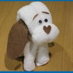 giocattoli per cani in asciugamano
