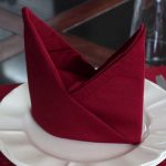 come piegare i tovaglioli per una mise en place originale, foto