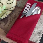 come piegare i tovaglioli per una decorazione fotografica originale della tavola