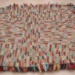 Tappeto fai da te con collant di nylon