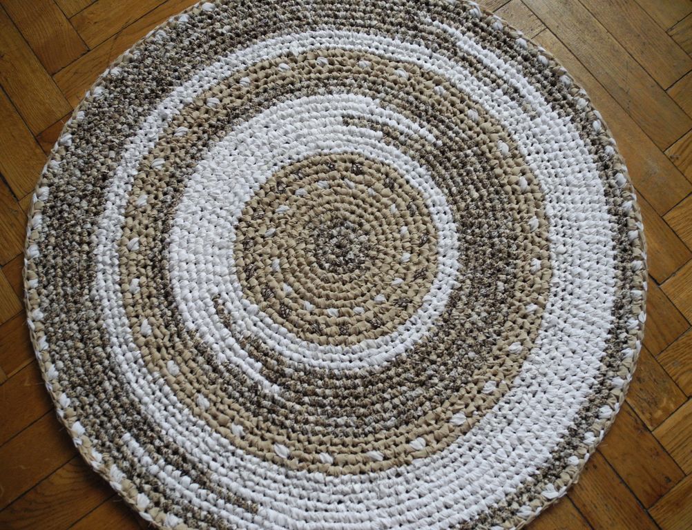 idee per tappeti con collant