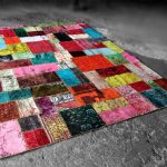 foto di interni di tappeti patchwork