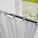 Tenda bianca con chiusura ad anello