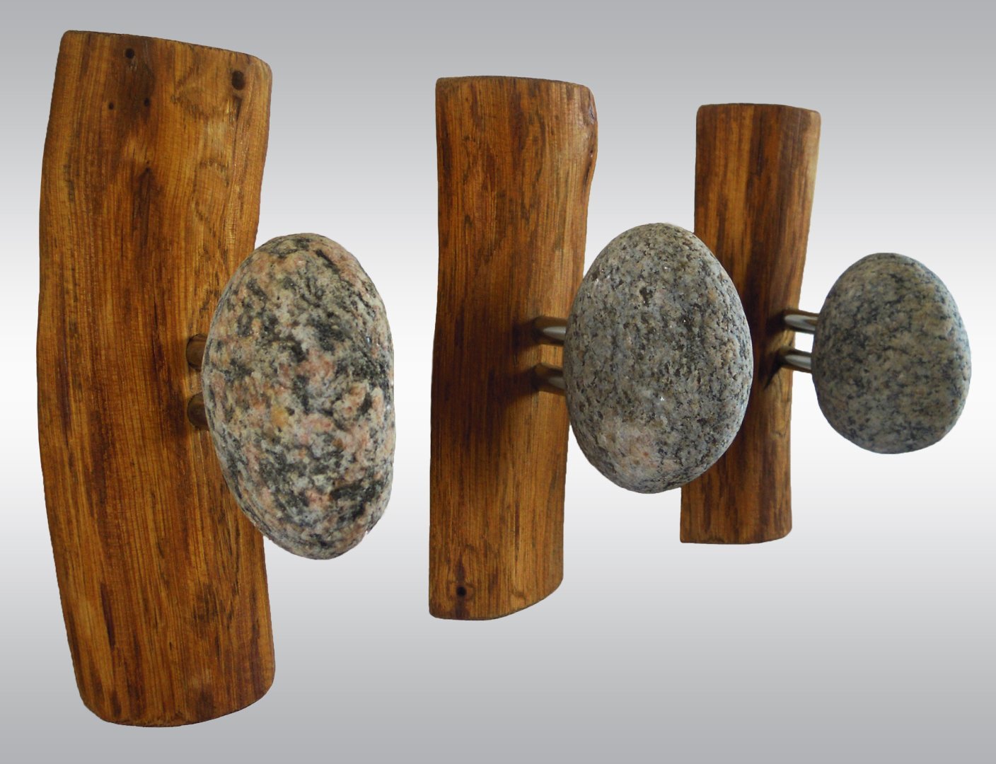 ganci fatti di pietre