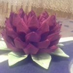 foto di decorazioni con loto su tovaglioli