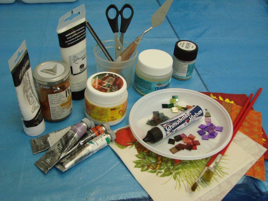 essenziale per il decoupage