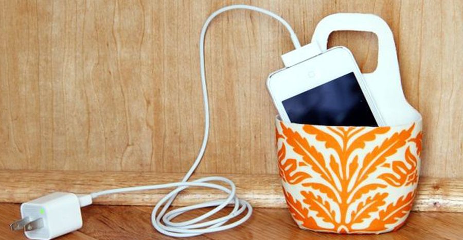 supporto per telefono in bottiglia di plastica