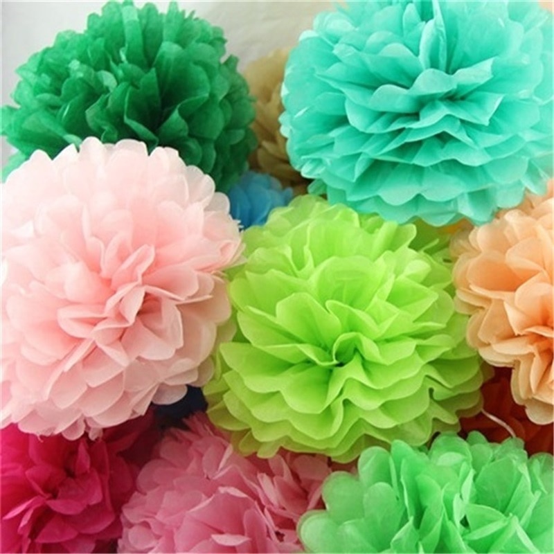 idee di design per pompon su tovaglioli di carta