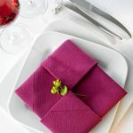 idee di design per tovaglioli per apparecchiare la tavola