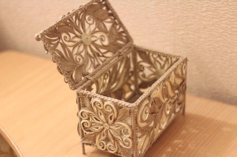 Idee di design fai da te per scatole di iuta