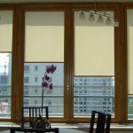 Tende a rullo a cassetta su finestre in PVC