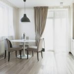 Cucina sala da pranzo con due finestre