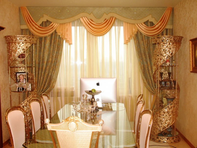 foto di design di tende classiche moderne